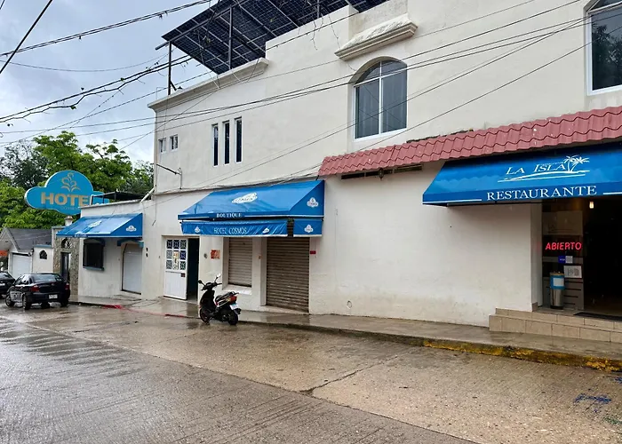 Hotel Cosmos