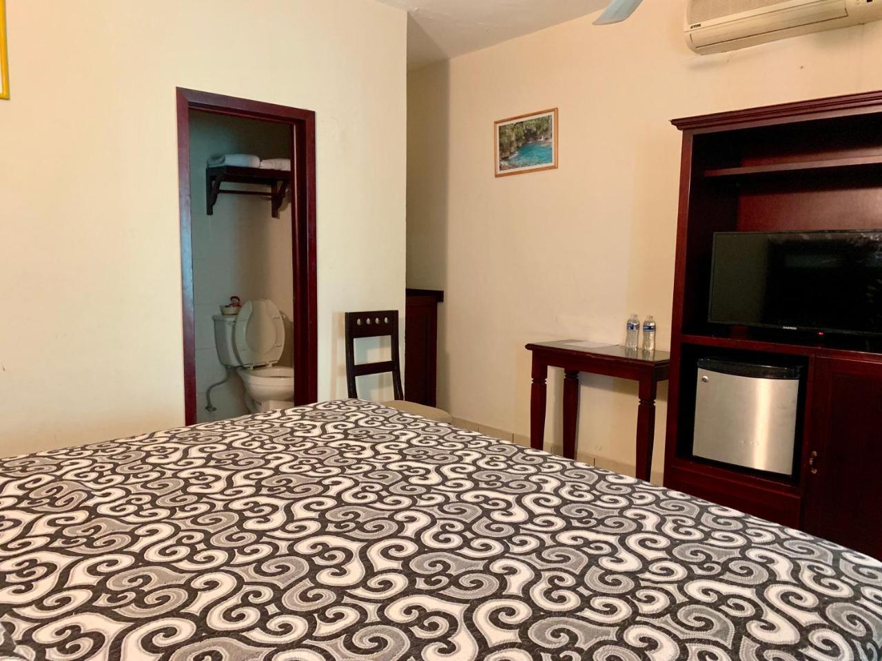Hotel Cosmos Tamasopo